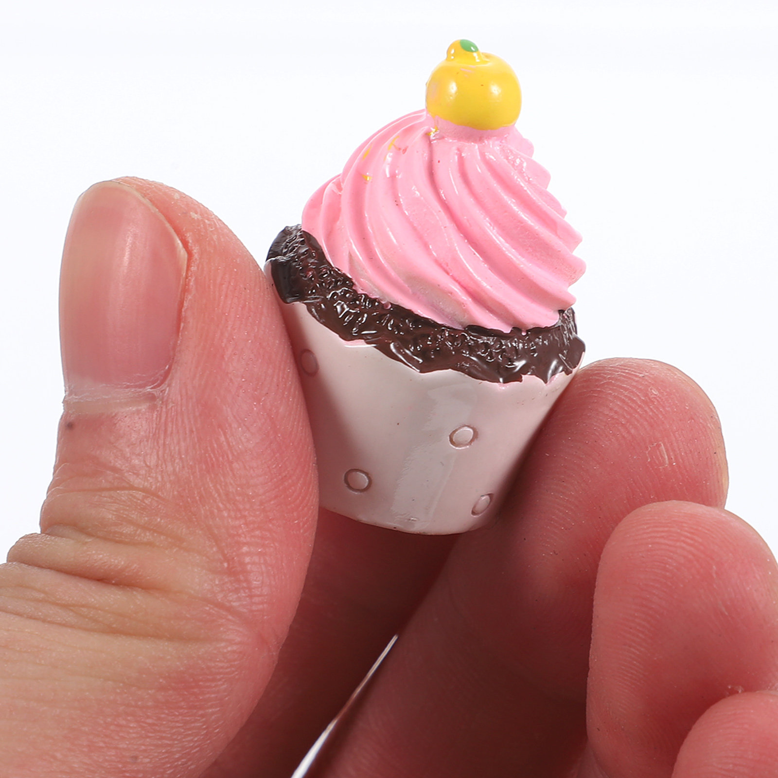 8Pcs Resin Simulated Cupcake D - Crafting Resin recension och pris